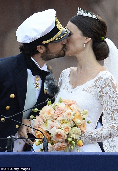 Ο βασιλικός γάμος παίκτριας ριάλιτι με πρίγκιπα [εικόνες] | iefimerida.gr 7