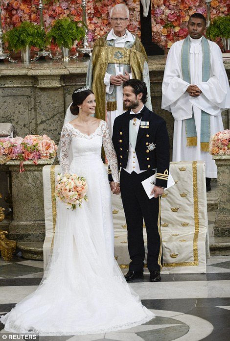 Ο βασιλικός γάμος παίκτριας ριάλιτι με πρίγκιπα [εικόνες] | iefimerida.gr 20