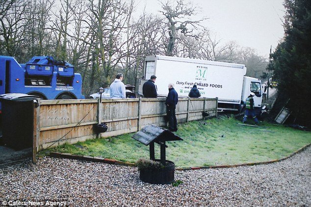 Το πιο επικίνδυνο σημείο στη Βρετανία: Εχουν γίνει 60 τροχαία σε 5 χρόνια [εικόνες] | iefimerida.gr 1