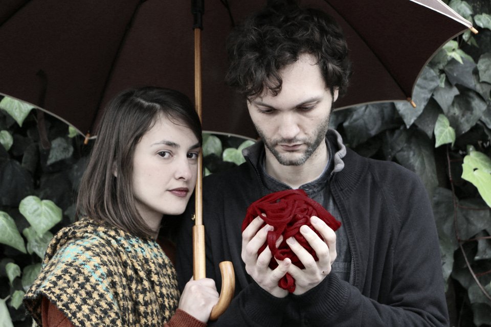 Ως την άκρη της κλωστής - Μια μουσική παράσταση για τον έρωτα και τη ζωγραφική στο Αθηναΐς [εικόνες] | iefimerida.gr 2