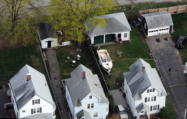 Απαράδεκτο: Τουριστική ατραξιόν έγινε ο δρόμος όπου συνελήφθη ο Τσαρνάεφ [εικόνες] | iefimerida.gr 1