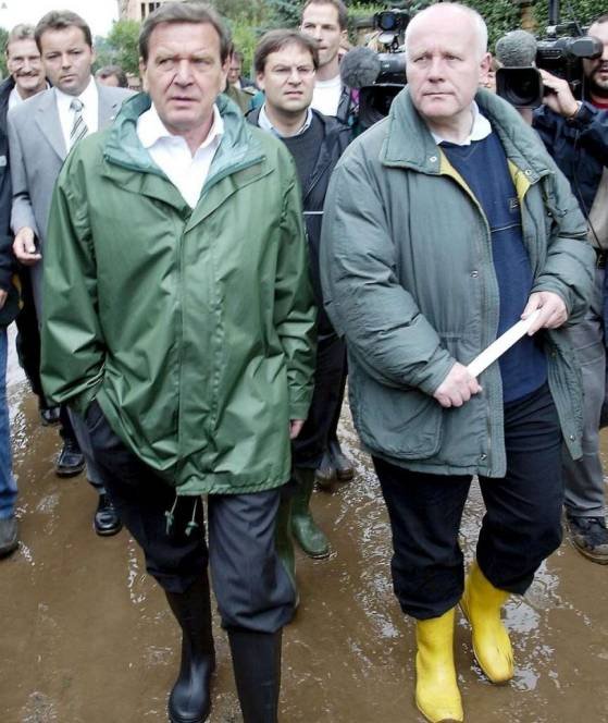 Ο Δούναβης πλημμύρισε, τέσσερις οι νεκροί, σε κατάσταση συναγερμού η κεντρική Ευρώπη [εικόνες] | iefimerida.gr 0