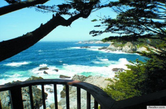 Στο σφυρί βγαίνει το παραθαλάσσιο «καταφύγιο» της Σάρον Στόουν στο «Βασικό Ενστικτο» [εικόνες] | iefimerida.gr 2