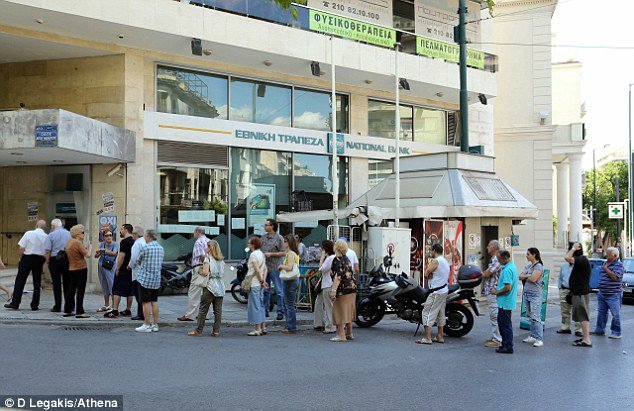 Daily Μail: Τα δύο πρόσωπα της Ελλάδας | iefimerida.gr 2