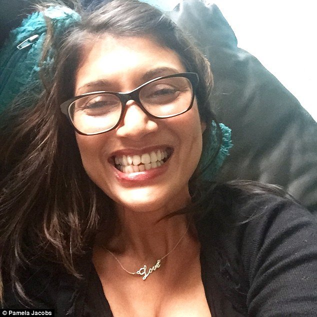 Η γυναίκα που κανείς δεν πιστεύει την ηλικία της: Είναι 52, μοιάζει με 20 -Τα μυστικά της [εικόνες] | iefimerida.gr 10