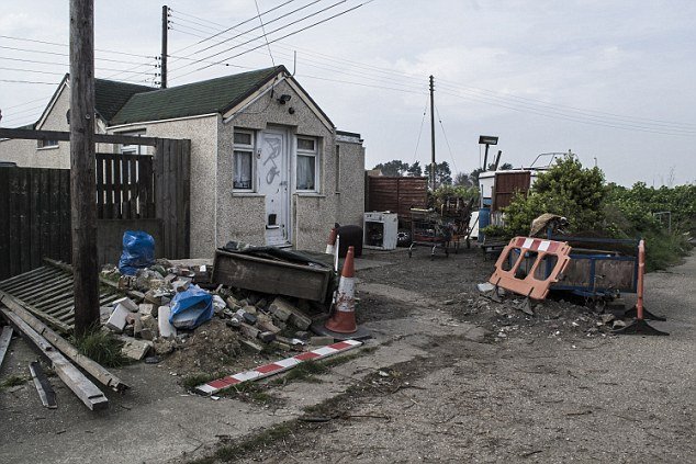 Η βρετανική πόλη που ζει από επιδόματα: Η ανατριχιαστική ιστορία του Τζέιγουικ [εικόνες] | iefimerida.gr 0