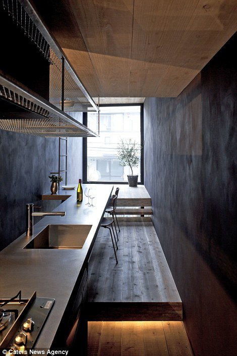 Ιδιαίτερο: Σπίτι πλάτους μόλις 2,5 μέτρων γίνεται υπόδειγμα - Βολικό και ντιζαϊνάτο [εικόνες] | iefimerida.gr 7