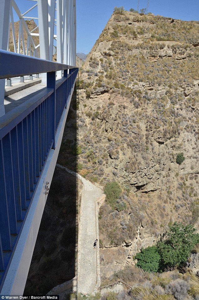 23χρονη σκοτώθηκε κάνοντας bungee jumping -Χτύπησε πάνω σε γέφυρα [εικόνες] | iefimerida.gr 3