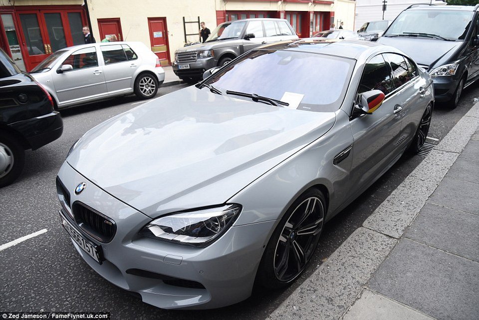 H βρετανική Αστυνομία μοίρασε κλήσεις στους Σαουδάραβες με τα supercars γιατί προκαλούν χάος στο Λονδίνο [εικόνες] | iefimerida.gr 6