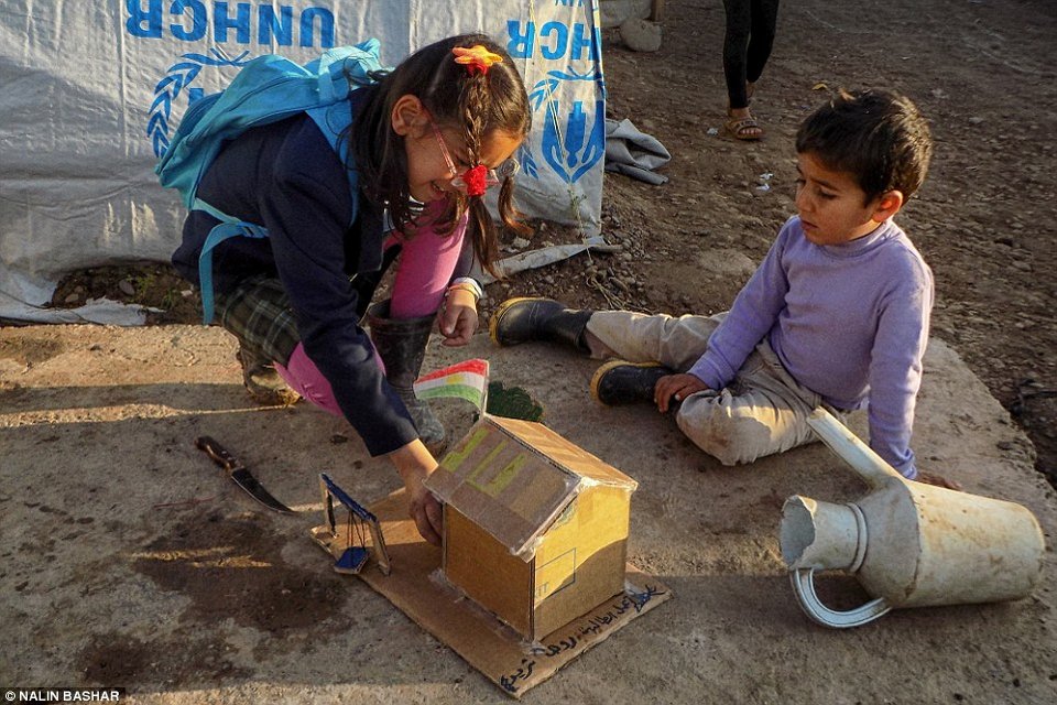 Η ζωή στον καταυλισμό προσφύγων στο Ιράκ μέσα από τα μάτια των παιδιών [εικόνες] | iefimerida.gr 27