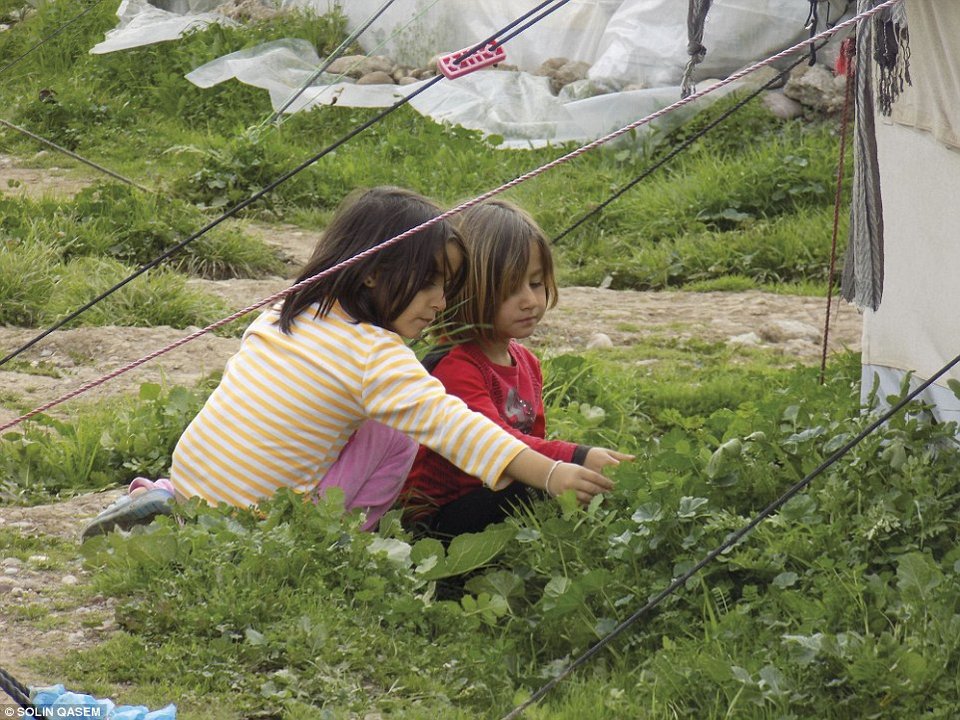 Η ζωή στον καταυλισμό προσφύγων στο Ιράκ μέσα από τα μάτια των παιδιών [εικόνες] | iefimerida.gr 13