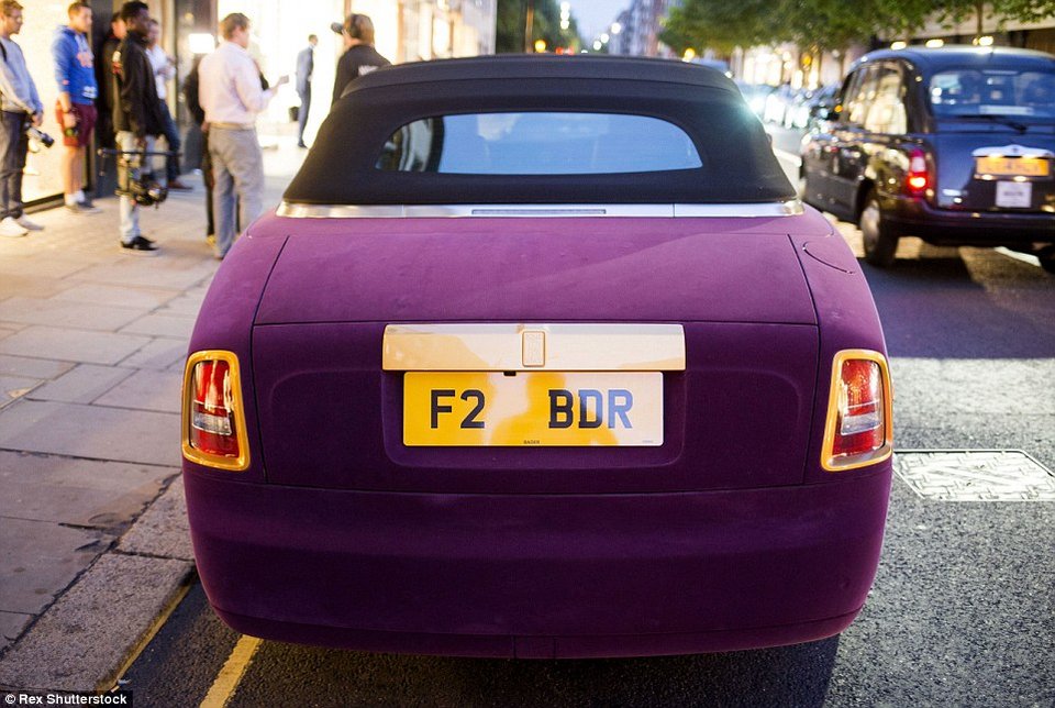 Η εκδίκηση του κιτς στους δρόμους του Λονδίνου – Μία Ρολς Ρόις περνάει και τυφλώνει [εικόνες] | iefimerida.gr 2