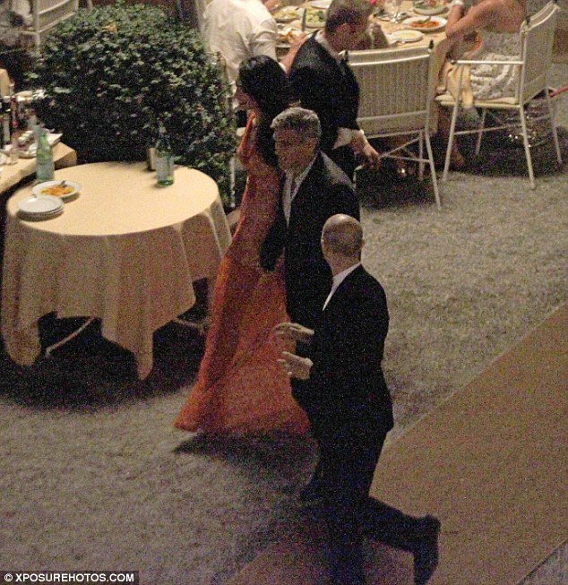 Τρυφερές στιγμές για τον Τζόρτζ Κλούνει και την Αμαλ Αλαμουντίν [εικόνες] | iefimerida.gr 3