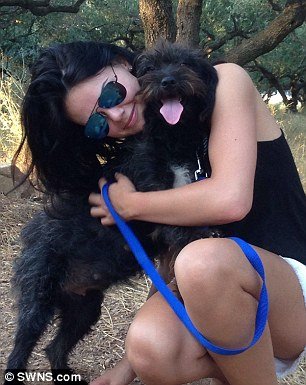 Κρήτη: Αδέσποτο έσωσε Βρετανή και εκείνη το υιοθέτησε [εικόνες] | iefimerida.gr 0