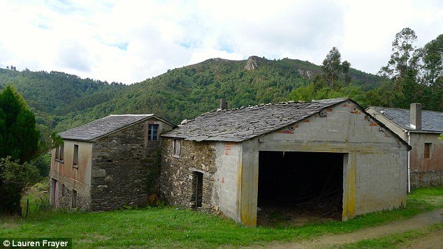 Κι όμως: Χωριό στην Ισπανία πωλείται ολόκληρο αντί 200.000 ευρώ! [εικόνες] | iefimerida.gr 4