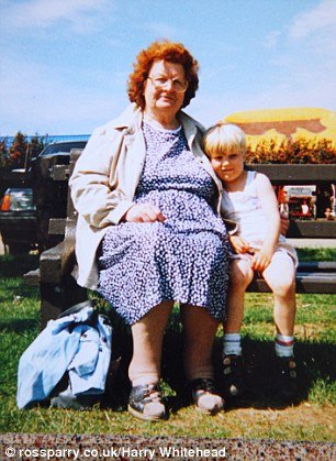 Σούπερ γιαγιά 92 ετών αποφάσισε να γίνει fit: Εχασε 40 κιλά και ξεκίνησε γυμναστήριο και κολύμβηση [εικόνες] | iefimerida.gr 2