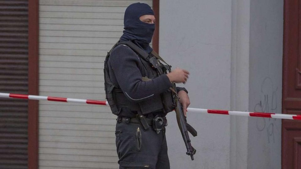 Σύλληψη 2 υπόπτων για σχεδιασμό τρομοκρατικής επίθεσης στο Βερολίνο [εικόνες] | iefimerida.gr 1