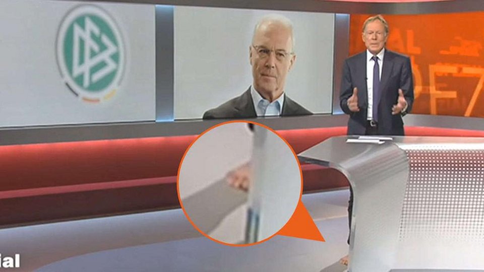 Παρουσιαστής βιαζόταν και βγήκε... ξυπόλητος στο δελτίο [εικόνες & βίντεο] | iefimerida.gr 1