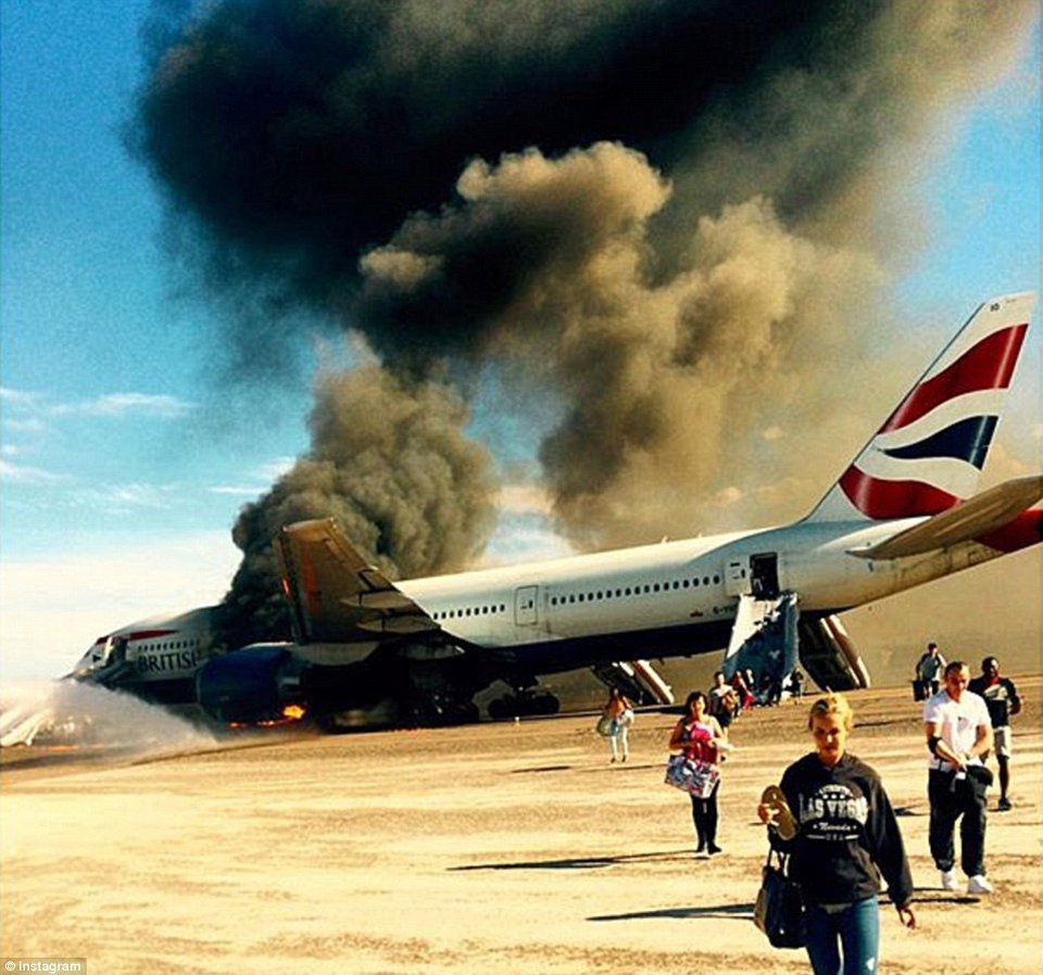 Εξερράγη κινητήρας σε Boeing 777 των Βρετανικών Αερογραμμών [εικόνες] | iefimerida.gr 5