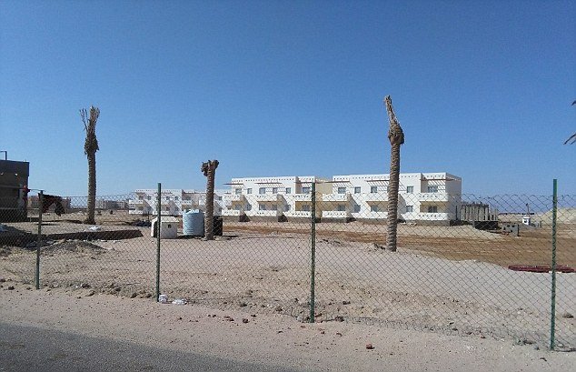 Ευρωπαίοι αγόρασαν πολυτελή διαμερίσματα στην Αίγυπτο τα οποία δεν χτίστηκαν ποτέ [εικόνες] | iefimerida.gr 4