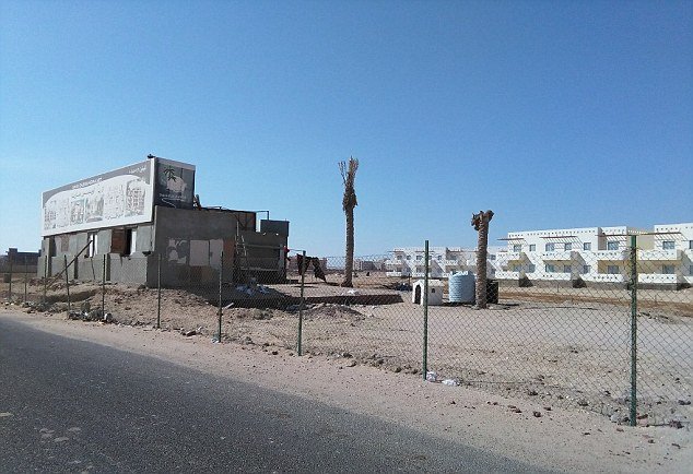 Ευρωπαίοι αγόρασαν πολυτελή διαμερίσματα στην Αίγυπτο τα οποία δεν χτίστηκαν ποτέ [εικόνες] | iefimerida.gr 2