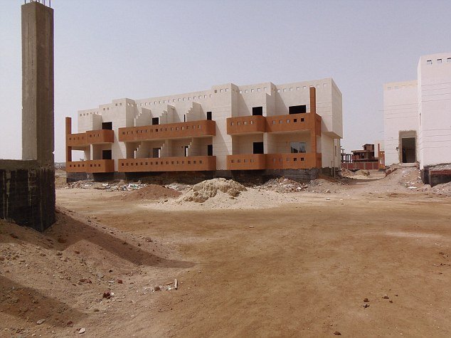 Ευρωπαίοι αγόρασαν πολυτελή διαμερίσματα στην Αίγυπτο τα οποία δεν χτίστηκαν ποτέ [εικόνες] | iefimerida.gr 1