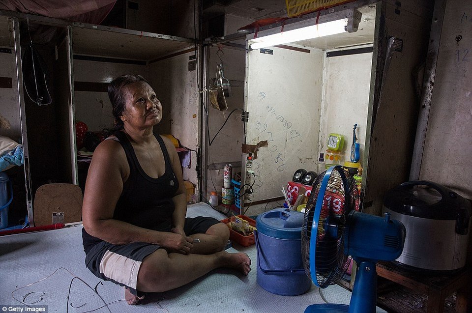 Η ζωή σε ένα «νεκροταφείο» αεροπλάνων στην Μπανγκόκ [εικόνες] | iefimerida.gr 9