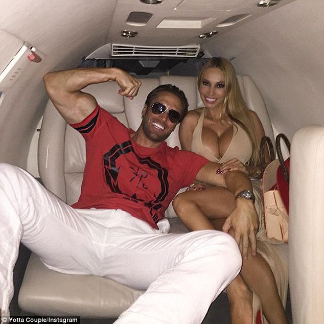 Η νέα έπαυλη του Playboy -Ζευγάρι κάνει ατελείωτα πάρτι με αιθέριες υπάρξεις και το Instagram δεν χορταίνει να... κρυφοκοιτά [εικόνες] | iefimerida.gr 4