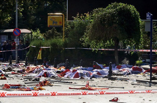 Μακελειό με δύο εκρήξεις στην Αγκυρα -Δεκάδες νεκροί και τραυματίες [εικόνες & βίντεο] | iefimerida.gr 0