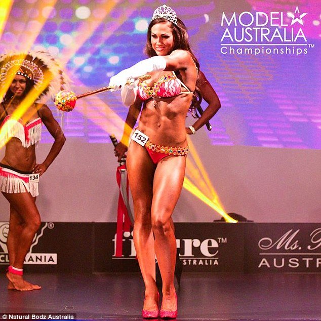 Η απόλυτη μεταμόρφωση: Μητέρα 3 παιδιών έγινε Μις Αυστραλία με 16 εβδομάδες δίαιτας και προπόνησης [εικόνες]  | iefimerida.gr 4