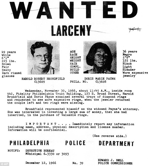 Θρυλική κλέφτρα κοσμημάτων που καταζητούνταν σε δύο ηπείρους συνελήφθη στα 85 της [εικόνες] | iefimerida.gr 1