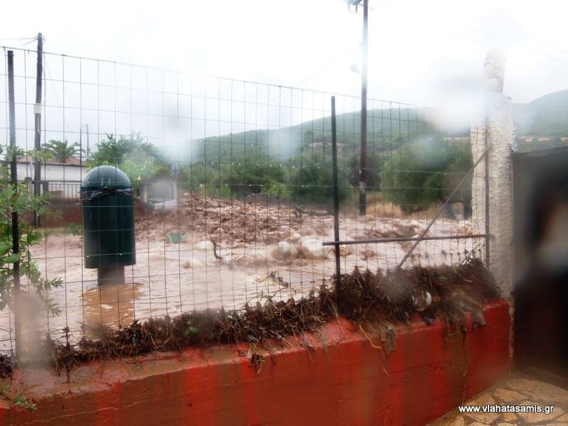 Εικόνες βιβλικής καταστροφής στην Κεφαλονιά από την κακοκαιρία [εικόνες] | iefimerida.gr 2