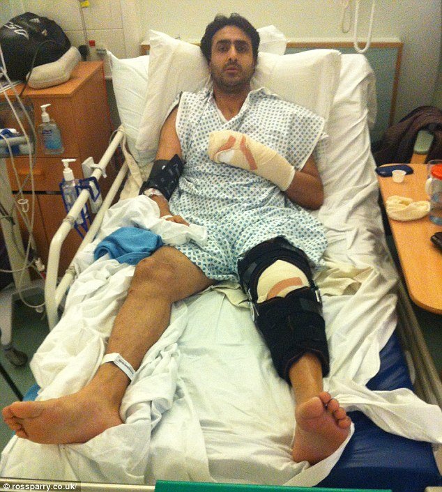 Χριστιανός ξυλοκοπήθηκε βάναυσα έξω από το σπίτι του επειδή εγκατέλειψε το Ισλαμ [εικόνες & βίντεο] | iefimerida.gr 4