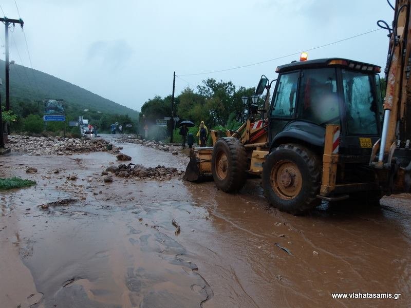 Εικόνες βιβλικής καταστροφής στην Κεφαλονιά από την κακοκαιρία [εικόνες] | iefimerida.gr 3