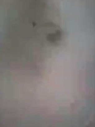 Η μοιραία γκάφα του τζιχαντιστή: Εχασε το στόχο με το RPG και διέλυσε τα πάντα [εικόνες & βίντεο] | iefimerida.gr 3