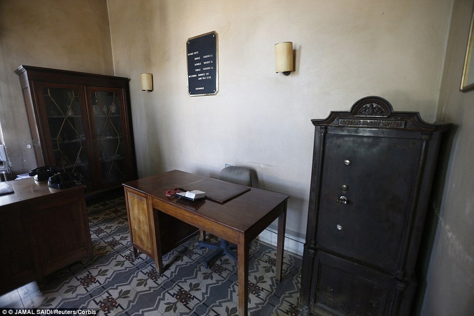 Απομεινάρια ενός σπουδαίου παρελθόντος -Το ξενοδοχείο που χτίστηκε το 1874 από έναν Ελληνα στον Λίβανο [εικόνες] | iefimerida.gr 7