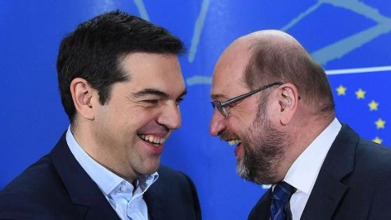 Επικριτική η Bild για Τσίπρα: Η χώρα του είναι χρεοκοπημένη και αυτός γελάει [εικόνες] | iefimerida.gr 3