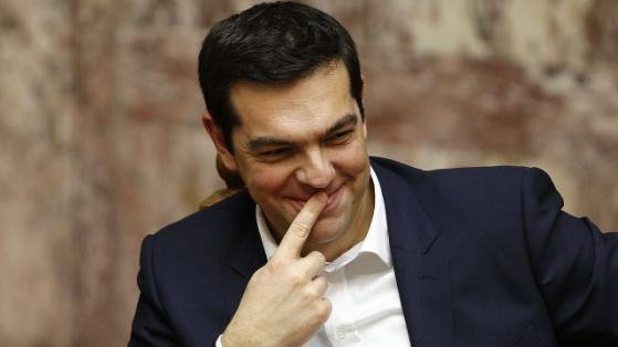 Επικριτική η Bild για Τσίπρα: Η χώρα του είναι χρεοκοπημένη και αυτός γελάει [εικόνες] | iefimerida.gr 8