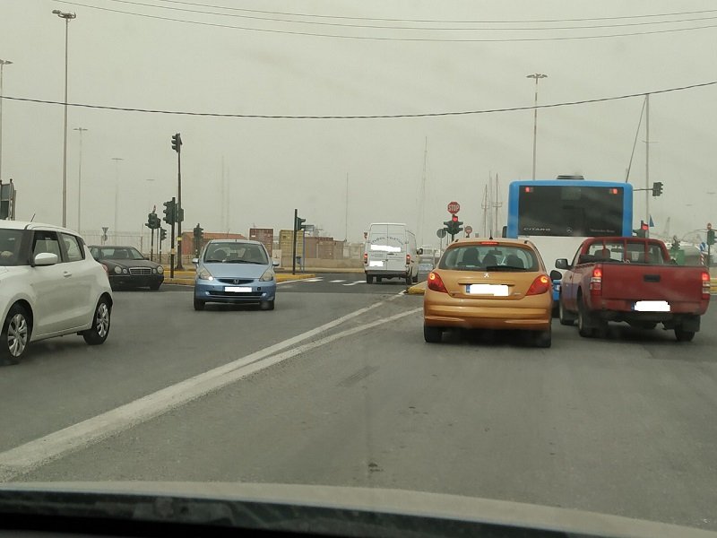 Κρήτη: Οδηγός οχήματος γραφείου τελετών οδηγούσε στο αντίθετο ρεύμα! [εικόνες] | iefimerida.gr 2