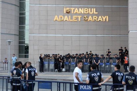 Νέες συλλήψεις υψηλόβαθμων αστυνομικών για κατασκοπεία κατά του Ερντογάν -Ο συνολικός αριθμός ξεπερνά τους 100 [εικόνες] | iefimerida.gr 0