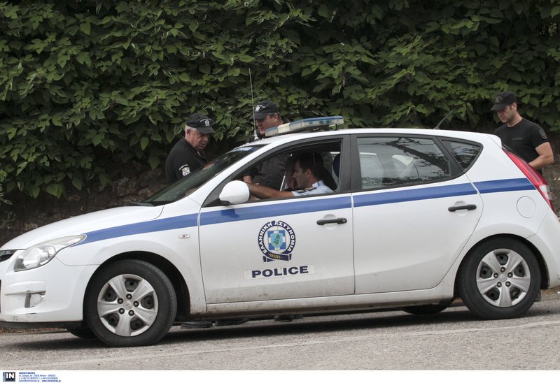 Στα ορεινά της Αιτωλοακαρνανίας ψάχνουν τον Μπαρμπαρούση -Ξέφυγε λόγω... e-pass [εικόνες] | iefimerida.gr 7