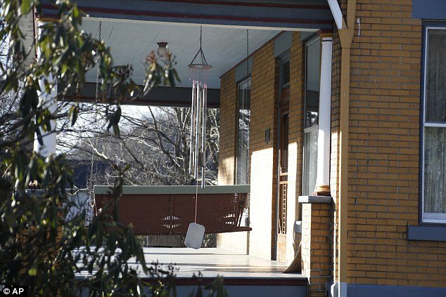 Ετσι είναι σήμερα το σπίτι της «Σιωπής των Αμνών» -Κανείς δεν θέλει να το αγοράσει [εικόνες] | iefimerida.gr 5