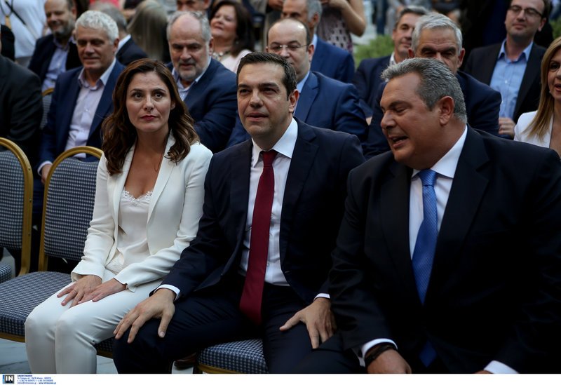 Το Ζάππειο του Τσίπρα: Εβαλε και έβγαλε τη γραβάτα, υποσχέθηκε φοροελαφρύνσεις | iefimerida.gr 3