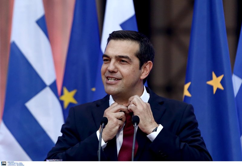 Το Ζάππειο του Τσίπρα: Εβαλε και έβγαλε τη γραβάτα, υποσχέθηκε φοροελαφρύνσεις | iefimerida.gr 5