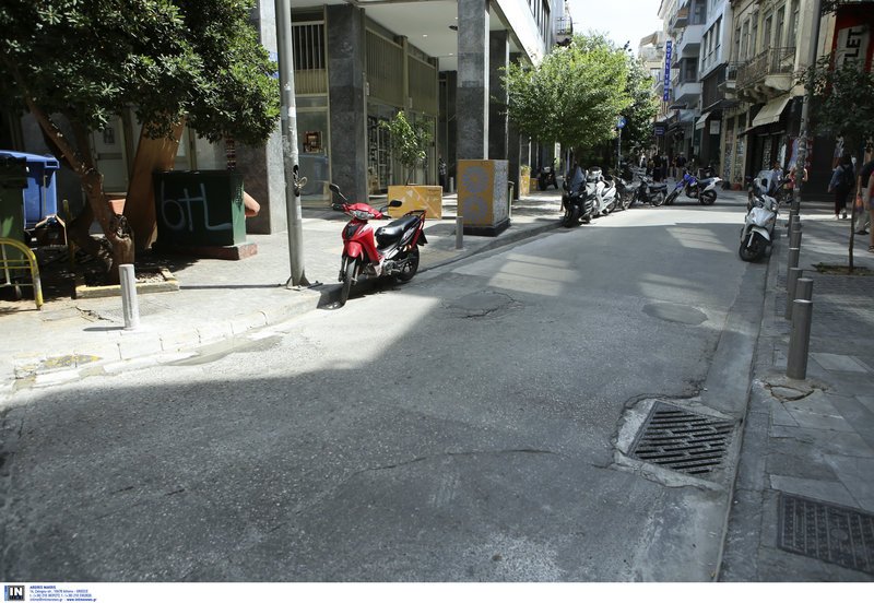 Ο καιρός χάλασε τον πρώτο λευκό δρόμο της Αθήνας, που θα μείωνε τη θερμοκρασία [εικόνες] | iefimerida.gr 0