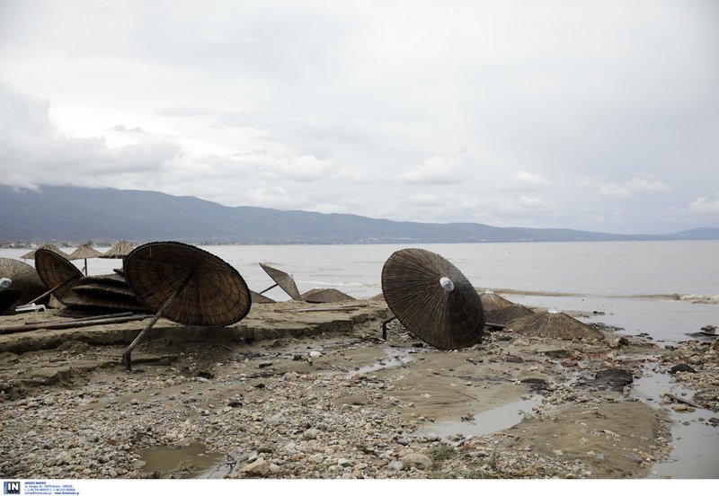 Αρμαγεδδών στη Β.Ελλάδα -Αυτοκίνητα επιπλέουν στο νερό, χάθηκαν περιουσίες [εικόνες] | iefimerida.gr 20