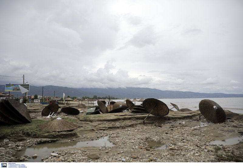 Αρμαγεδδών στη Β.Ελλάδα -Αυτοκίνητα επιπλέουν στο νερό, χάθηκαν περιουσίες [εικόνες] | iefimerida.gr 21