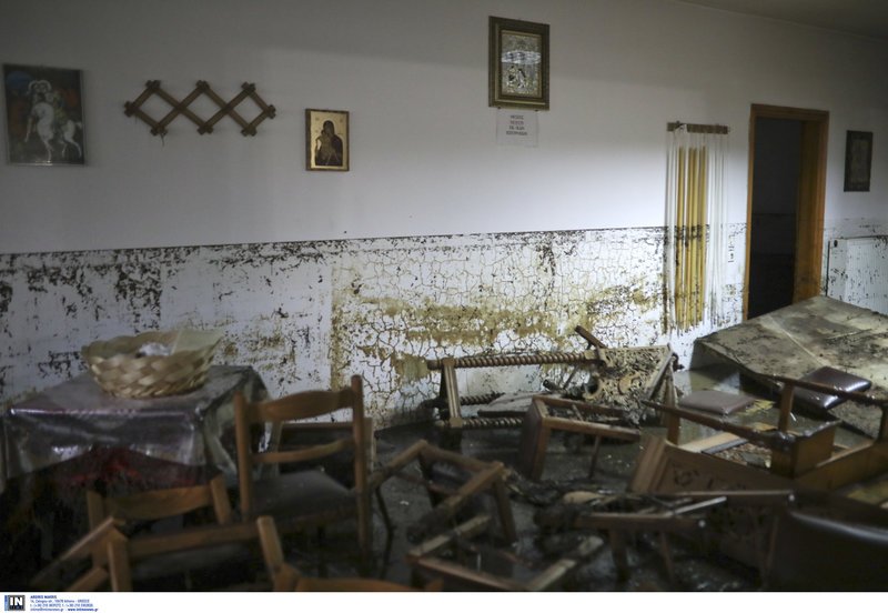 Θεσσαλονίκη: Ολοσχερής καταστροφή ναού από τις πλημμύρες -Εικόνες και σκεύη μέσα στη λάσπη [εικόνες] | iefimerida.gr 9