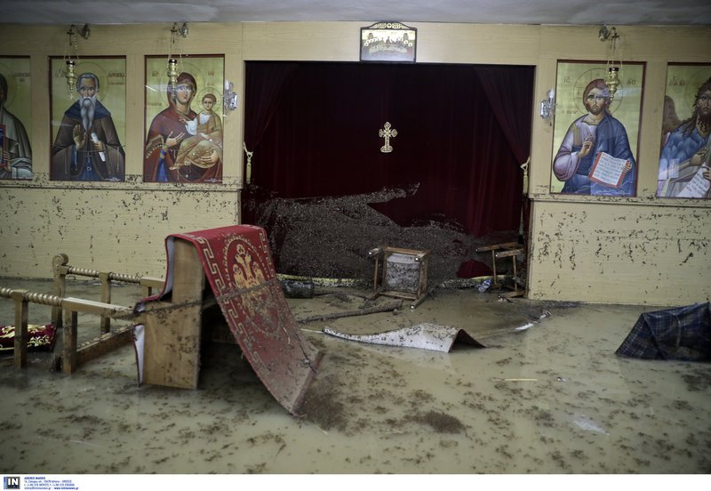 Θεσσαλονίκη: Ολοσχερής καταστροφή ναού από τις πλημμύρες -Εικόνες και σκεύη μέσα στη λάσπη [εικόνες] | iefimerida.gr 2