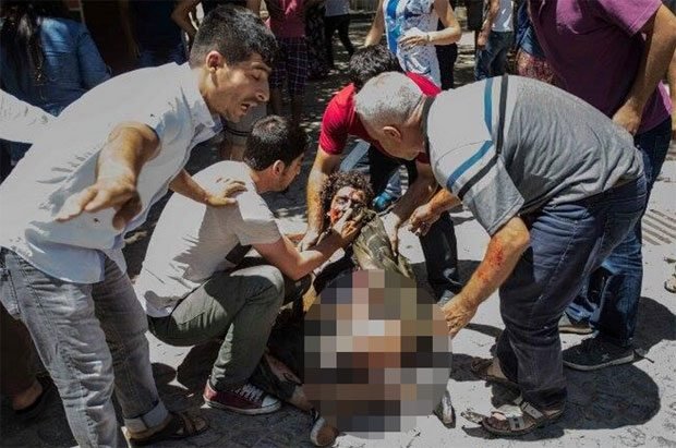 Τουρκία: Λουτρό αίματος με 27 νεκρούς σε πολιτιστικό κέντρο από επίθεση αυτοκτονίας [εικόνες] | iefimerida.gr 2